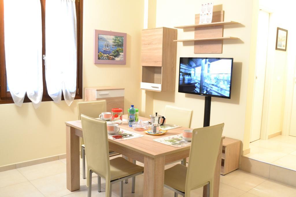 Appartamento Palazzotto Stresa Zimmer foto